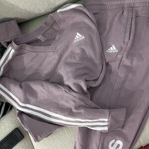 Women’s Adidas Sweatsuit